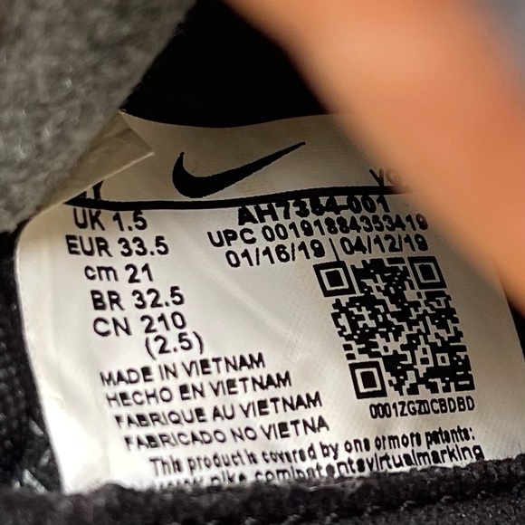 Nike Youth Mercurial Vapor 12 Club IC GS 'Stealth Ops' Size 2Y kid’s - Picture 6 of 7